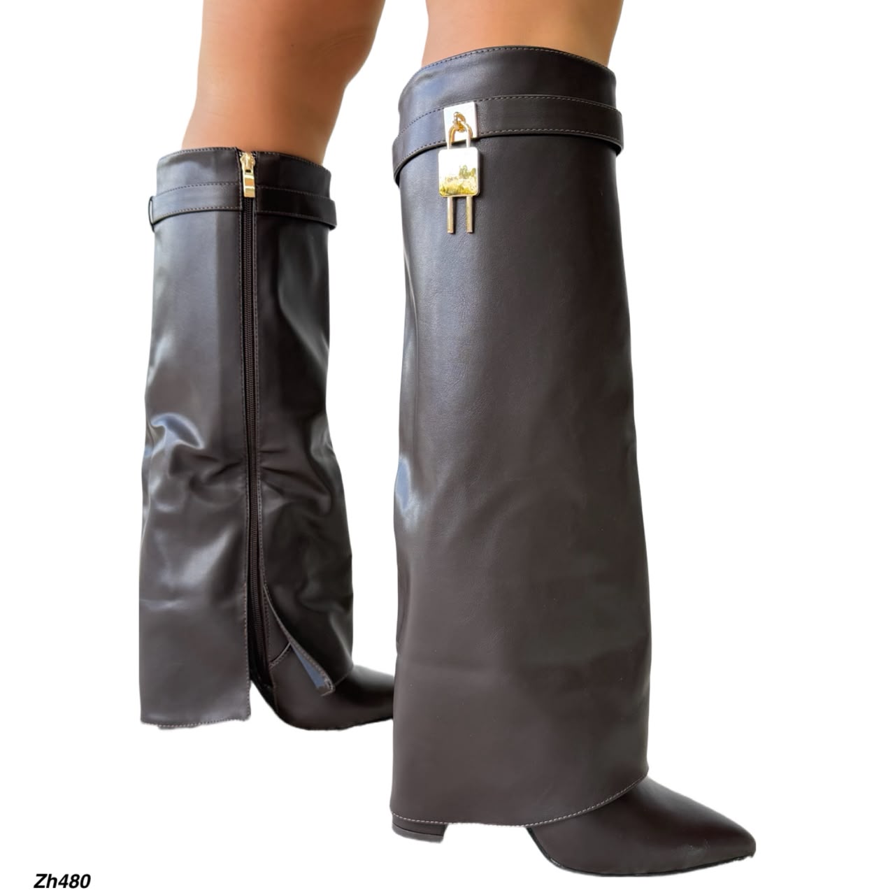 Bota caña alta cafe doblez detalle dorado tacon 11cm K0010 C-152